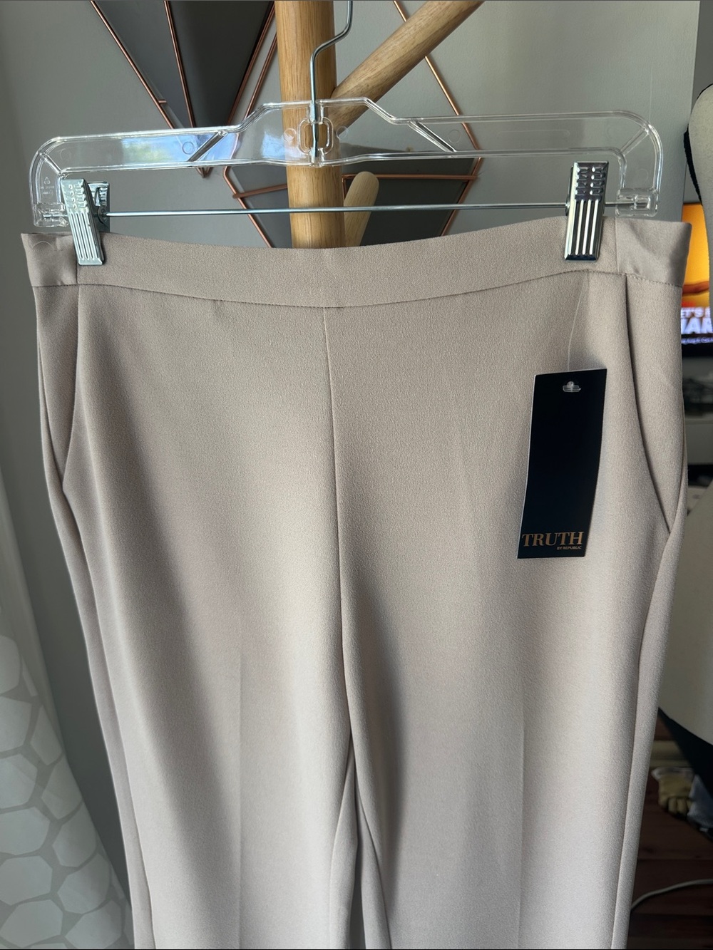 NWT TRUTH by Republic Wide-Leg Light Taupe Beige Dress Work Pants Office Size 6 - Picture 2 of 14